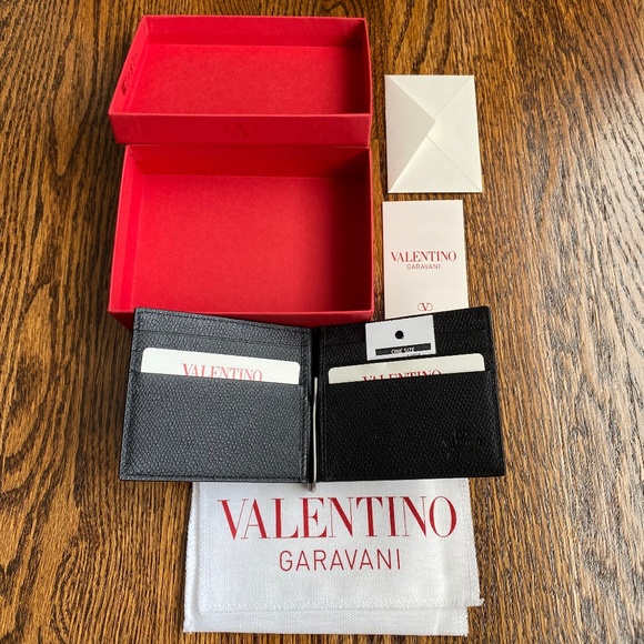*NWT* VALENTINO GARAVANI VLogo Leather Bill Clip Wallet - Black - Picture 15 of 15